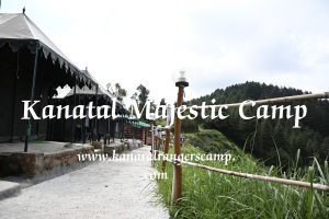 Camping in Kanatal